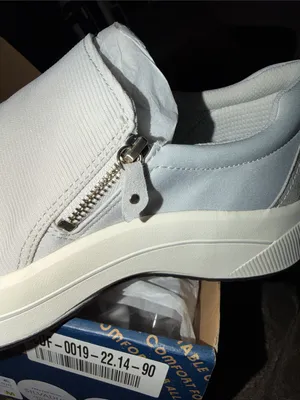 Dr. Scholl's Women's Light Gray Slip-On Knit Walking Sneaker‎ wannabe zip thumbnail 6