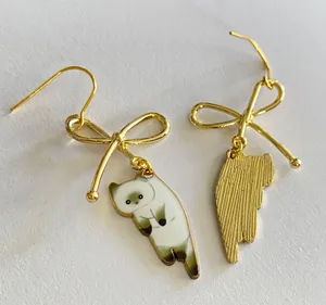 Handmade Kawaii funny cat ribbon dangle earrings✨ thumbnail 2