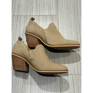 Lucky Brand LP-Vennia Dune Nubuck Leather Chelsea Ankle Booties Women’s 7 thumbnail 4