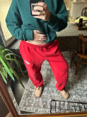 Gildan red sweatpants thumbnail 4