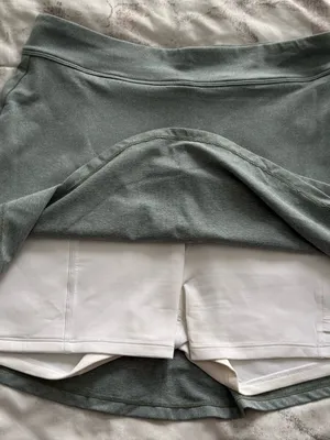 EleVen by Venus Williams Gray Wrap-Style Circle Skirt with white shorts, size M thumbnail 12