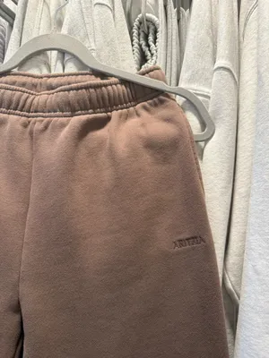 Aritzia Mega Sweatpants thumbnail 3