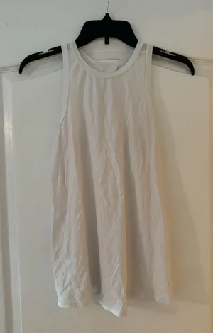 Lululemon Tank thumbnail 1