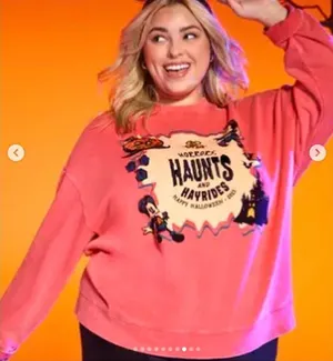 Disneyland Womens Size XL Sweatshirt Pink Horrors, Haunts and Hayrides Halloween thumbnail 1