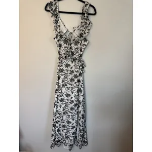 Petal & Pup Rory Floral Ruffle Detail Open Back Maxi Dress XL NEW thumbnail 5