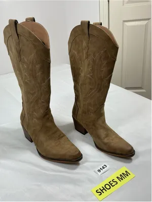 Womans New IUV Pullon Knee High Cowgirl Boots Size 8 Light Brown thumbnail 2