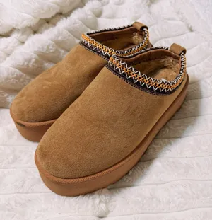 Platforms Brown Size 8.5 thumbnail 1