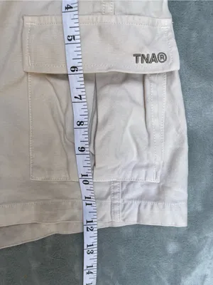 Aritzia TNA Supply Cargo Shorts Gd Birch summer hiking casual minimalist size 2 thumbnail 12