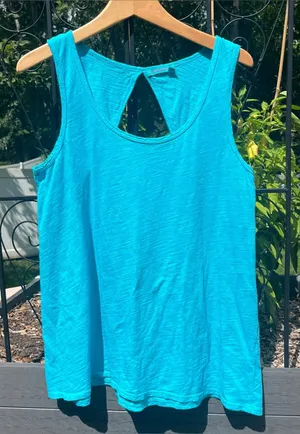 Fresh Produce Chloe Keyhole Back Slub Cotton Tank Top Size M Luna Blue Coastal thumbnail 1