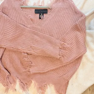 Polly & Esther Pink V-Neck Frayed Sweater size large colored pink thumbnail 5