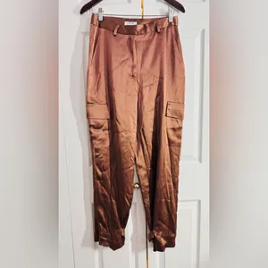 Aritzia Babaton Refined High-waisted satin cargo pants - Size: 8 thumbnail 2