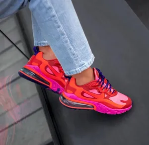 Nike Air Max 270 React Mystic Red Pink Blast Women’s 7 thumbnail 1