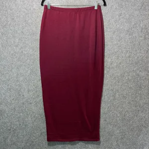 GO Couture Burgundy‎ knit Maxi Pencil Skirt Size L Stretchy Pull On thumbnail 7