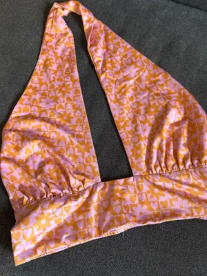 Princess Polly pink floral halter top thumbnail 2