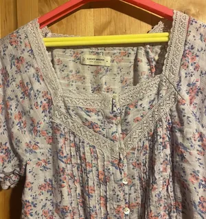 Lucky Brand 7W46342 Lilac Multi Floral Short Sleeve Peasant Top $69.50 EUC M thumbnail 7
