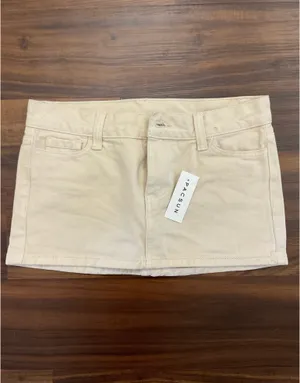 Brandy Melville Mini Skirt thumbnail 2