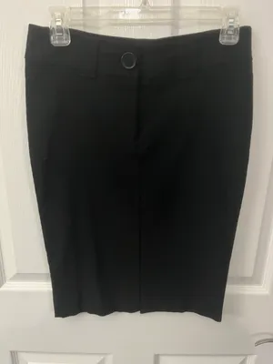 NWOT Size 6 Black Pencil Straight Skirt thumbnail 3