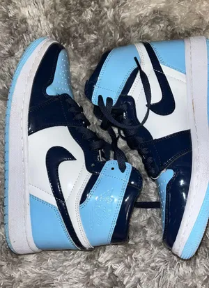 Nike Air Jordan thumbnail 1