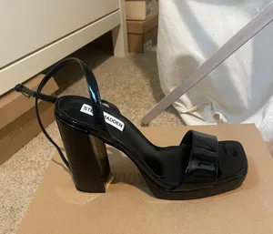 Steve Madden Brand New Black Heels thumbnail 1