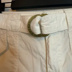 Lauren Ralph Lauren White Belted Cuffed Shorts thumbnail 6