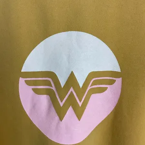 Junk Food Wonder Woman Graphic Sweatshirt‎ Size Small thumbnail 5