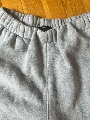 Brandy Melville Sweatpants Rosa Grey thumbnail 2
