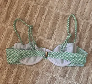 Green bikini Size M thumbnail 2