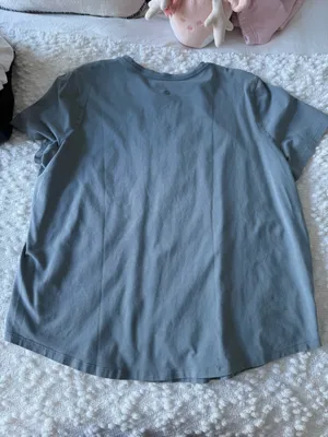 Lululemon shirt  thumbnail 2