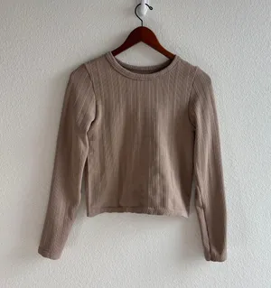 Faded Rose Tan Long Sleeve Crop Top thumbnail 2
