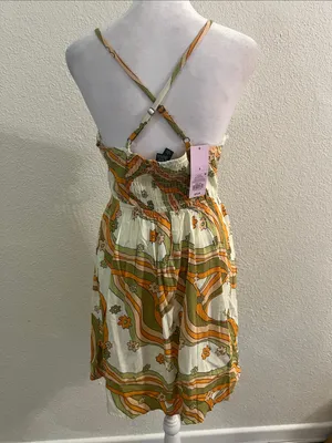 Retro mini dress thumbnail 4