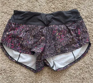Lululemon Speed Up Shorts 2.5" thumbnail 1
