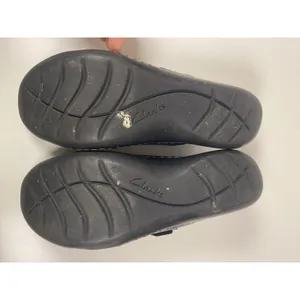 Clarks Ashland Spin Q Womens Size 8.5M Black Tan Leather Loafer Mary‎ Jane Shoes thumbnail 9
