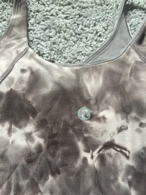Lululemon Tank Cropped thumbnail 2