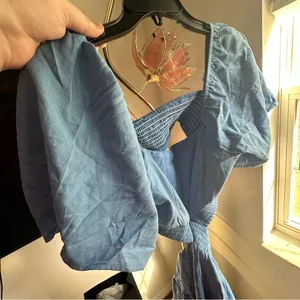 Short sleeve blue dress with open back detail thumbnail 5