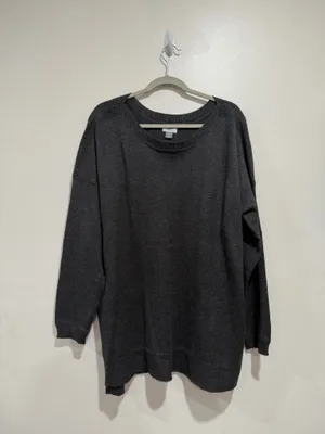 Old Navy Charcoal Gray Oversized Knit Tunic Sweater Side Slits Size XXL thumbnail 3