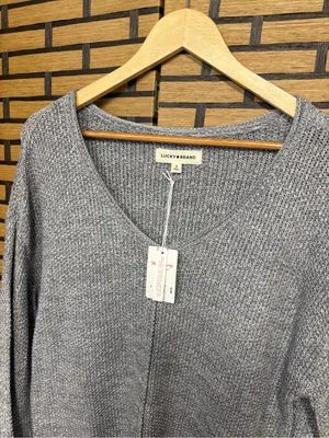 Lucky brand gray v neck sweater size small thumbnail 3