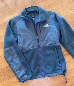 North Face Grey Fleece Jacket thumbnail 1