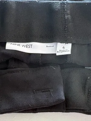 Nine West Black Bootcut Dress Pants Size 6 thumbnail 5