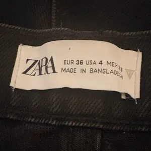 Zara Straight Leg Jeans Womens‎ 4 Black Excellent High Waisted Cotton Denim thumbnail 3