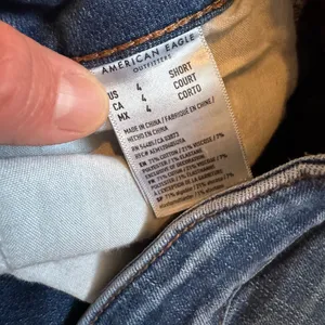 American Eagle Outfitters Distressed High Rise Jegging size 4 Short thumbnail 15