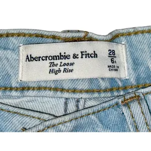 Abercrombie & Fitch Curve Love Loose High Rise Wide Leg Straight Jeans Size 28 6 thumbnail 3