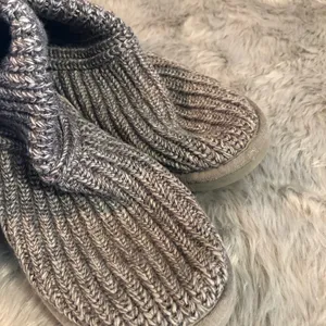 Knit button style ugg boots thumbnail 2