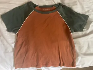 American Eagle Outfitters Tee thumbnail 1