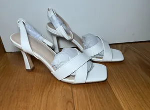 Ownmeen Sandals Womens Size 6.5 White Slingback Square Toe Stiletto Dress Shoes thumbnail 4