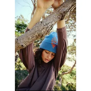 FP Movement Iconic Buti Beanie NWT Lavendar/Orange thumbnail 2