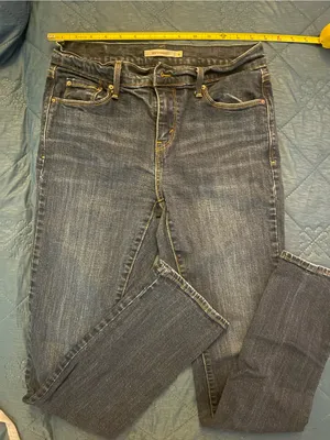 Levi's Straight Leg Jeans in Dark Blue thumbnail 1