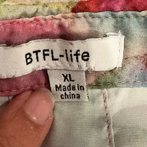 BTFL-Life Floral Button Down Shirt - flowery Size XL thumbnail 5