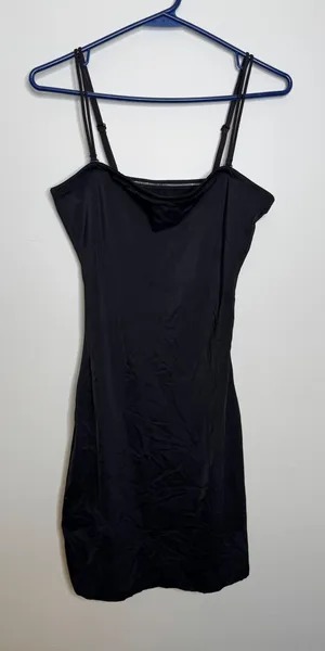 Love Your Assets Shapewear Slip Womens L Black Excellent Adjustable Straps Spanx thumbnail 1