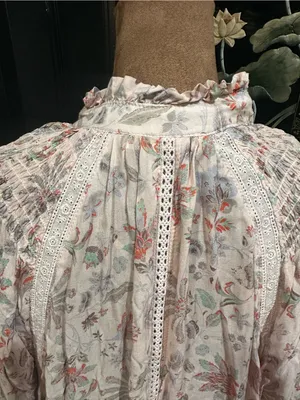 Karlie Light Pink Tiered Floral Mini Dress – Size Large thumbnail 9