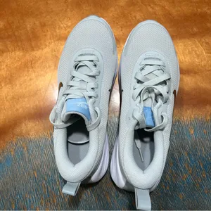 Nike Promina Walking Shoes Light Gray Metallic Sneakers size 7.5 thumbnail 6
